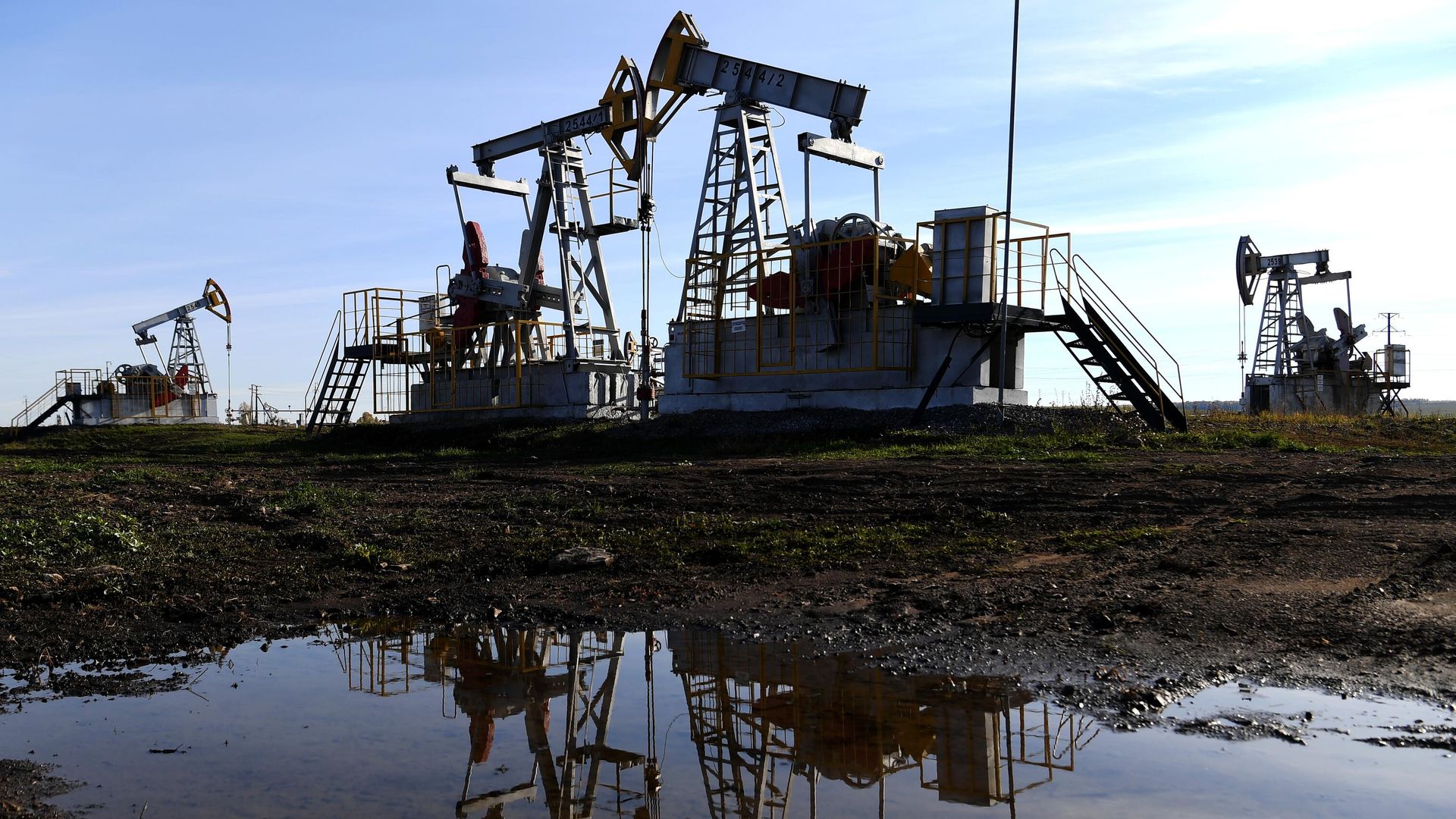 Добыча нефти Добыча нефти - РИА Новости, 1920, 14.03.2022