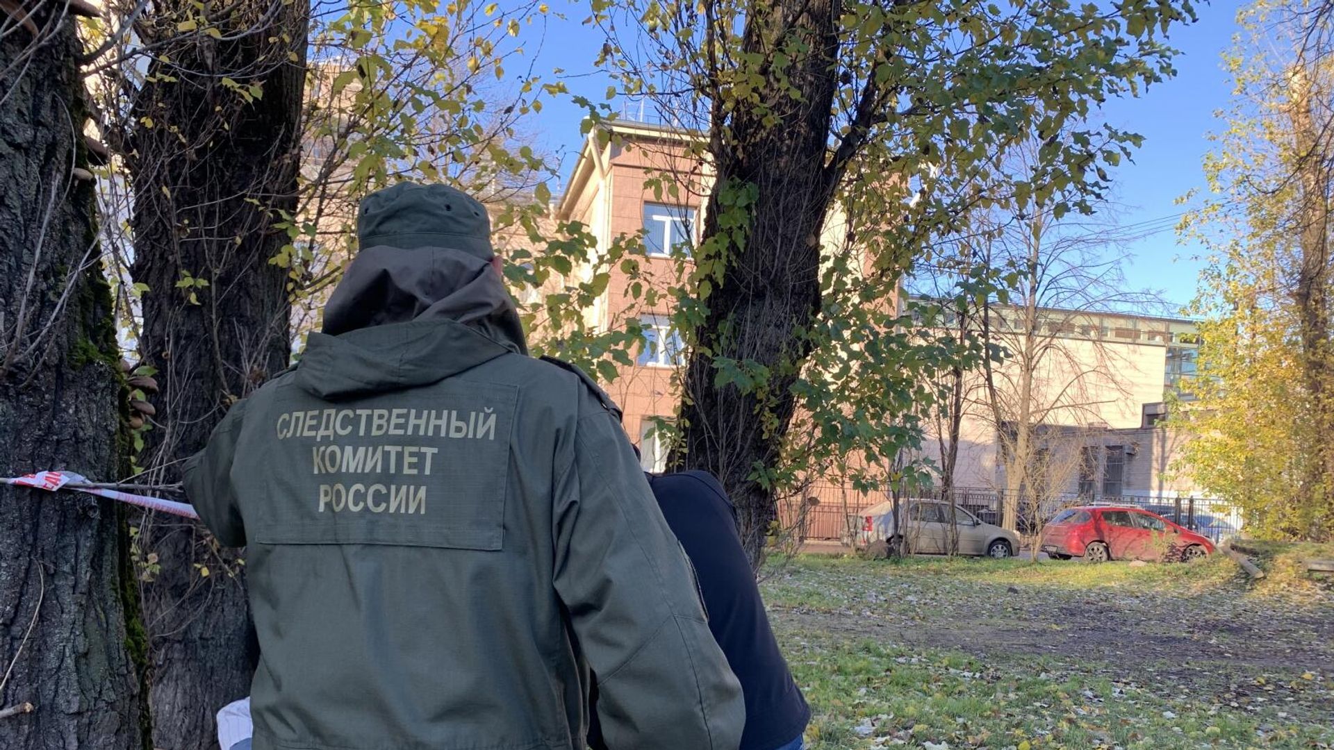 В реке Ижора в поселке Тельмана Тосненского района Ленинградской области обнаружена сумка с привязанной гирей, в которой находились скелетированный останки В реке Ижора в поселке Тельмана Тосненского района Ленинградской области обнаружена сумка с привязанной гирей, в которой находились скелетированный останки - РИА Новости, 1920, 11.10.2021