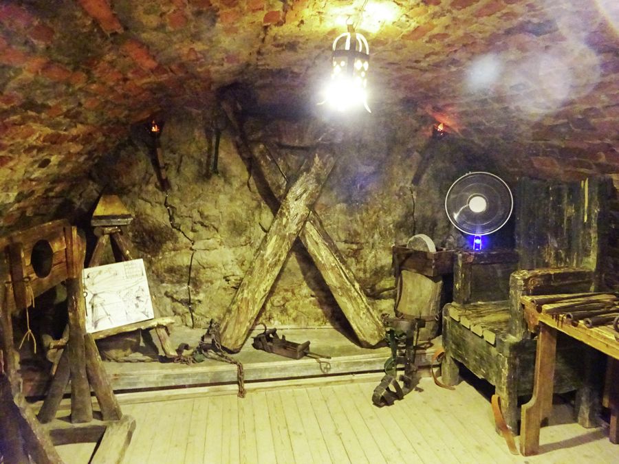 Пыточная камера в Рыцарском доме Пыточная камера в Рыцарском доме