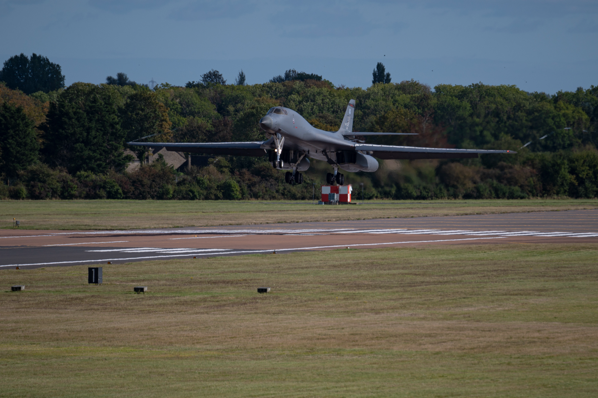 Американский стратегический бомбардировщик B-1B Lancer Американский стратегический бомбардировщик B-1B Lancer - РИА Новости, 1920, 03.11.2021