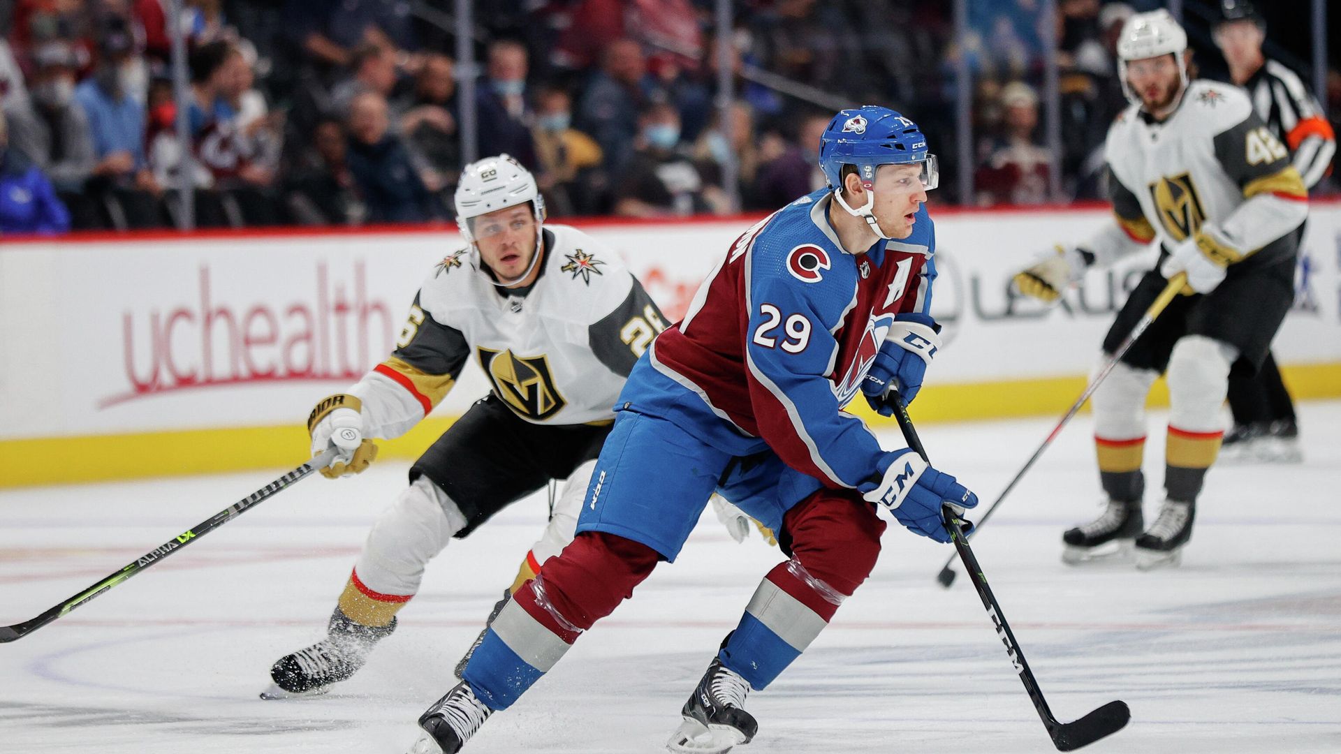 Oct 5, 2021; Denver, Colorado, USA; Colorado Avalanche center Nathan MacKinnon (29) controls the puck against Vegas Golden Knights center Mattias Janmark (26) in the first period at Ball Arena. Mandatory Credit: Isaiah J. Downing-USA TODAY Sports Oct 5, 2021; Denver, Colorado, USA; Colorado Avalanche center Nathan MacKinnon (29) controls the puck against Vegas Golden Knights center Mattias Janmark (26) in the first period at Ball Arena. Mandatory Credit: Isaiah J. Downing-USA TODAY Sports - РИА Новости, 1920, 13.10.2021