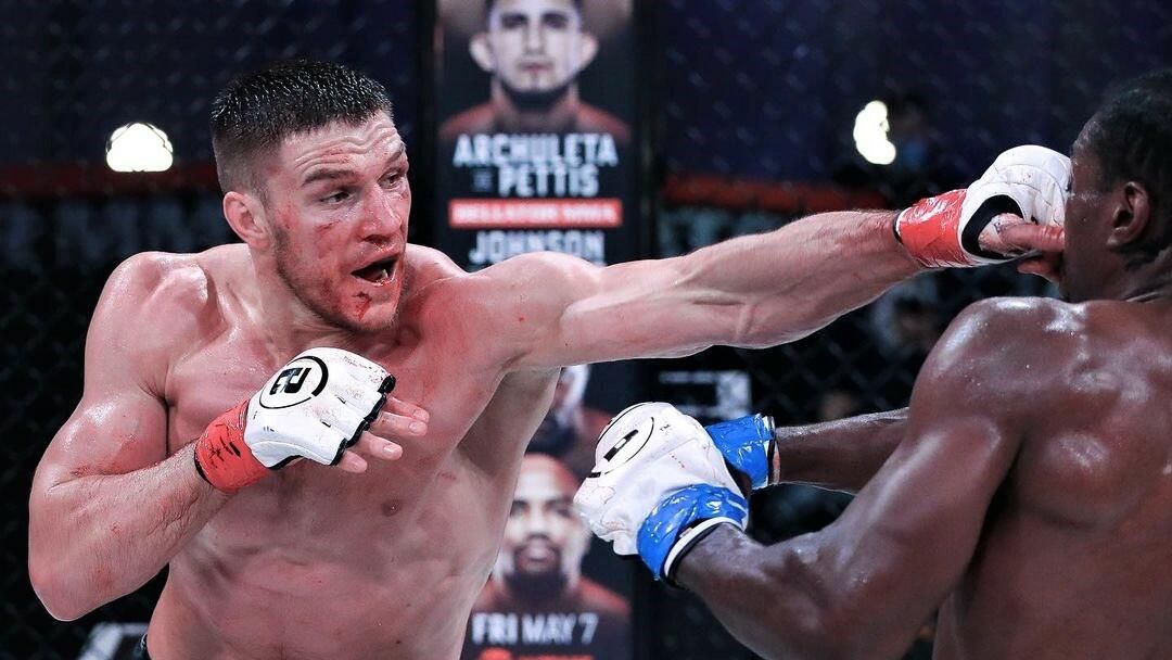 Российский чемпион Bellator Вадим Немков Российский чемпион Bellator Вадим Немков - РИА Новости, 1920, 14.10.2021