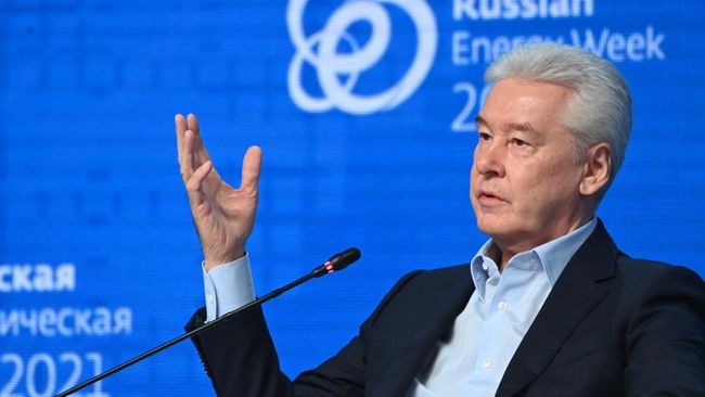 Мэр Москвы Сергей Собянин на пленарном заседании форума Российская энергетическая неделя