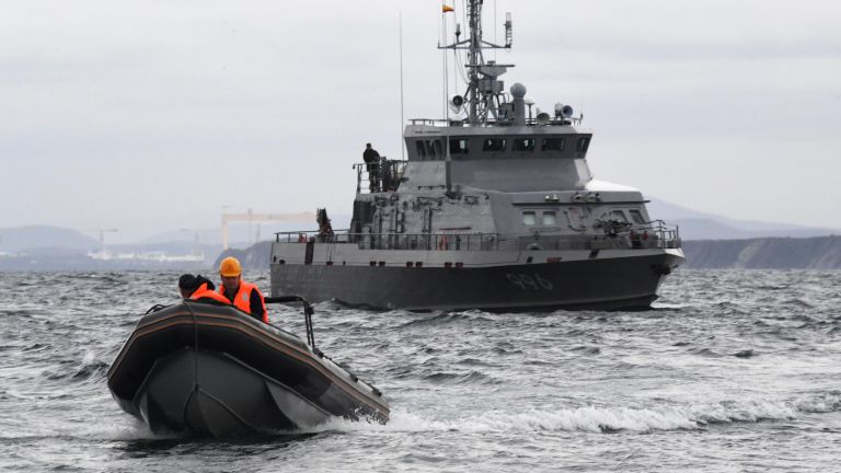 Головной катер П-377 Тихоокеанского флота ВМФ России во время совместных российско-китайских военно-морских учений Морское взаимодействие – 2021 в Японском море Головной катер П-377 Тихоокеанского флота ВМФ России во время совместных российско-китайских военно-морских учений Морское взаимодействие – 2021 в Японском море
