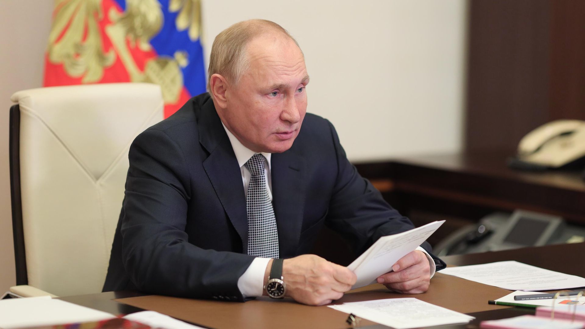 Президент РФ Владимир Путин проводит заседание президиума Государственного Совета по вопросу транспортной стратегии Российской Федерации - РИА Новости, 1920, 19.10.2021