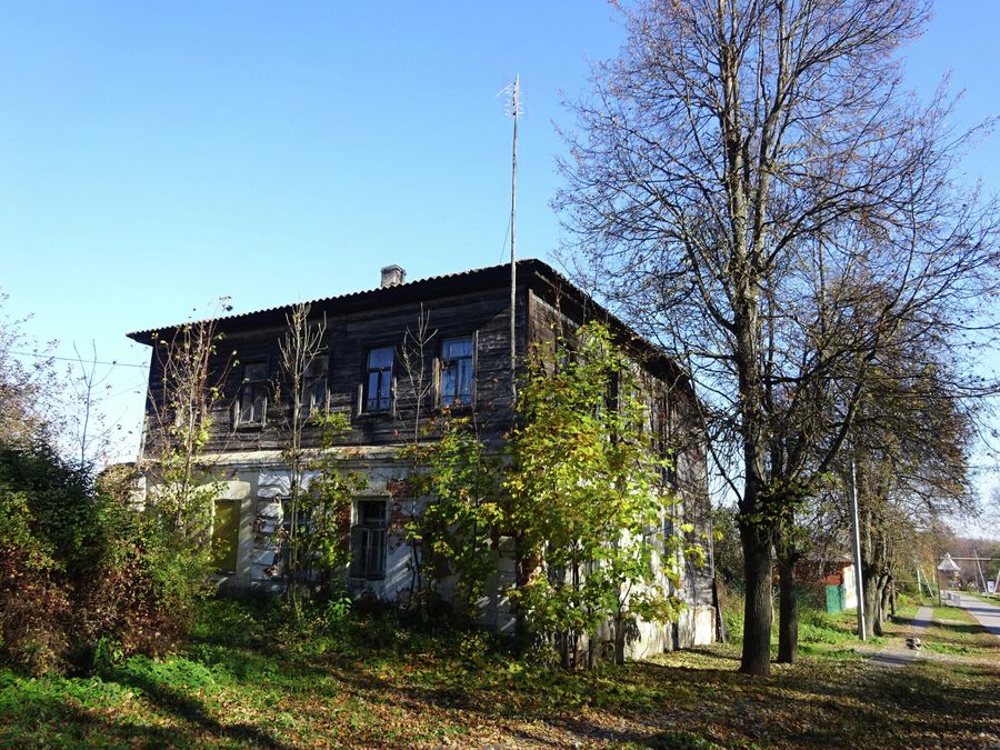 Бывший дом пожарной команды (1815 г.), сейчас - жилой Бывший дом пожарной команды (1815 г.), сейчас - жилой