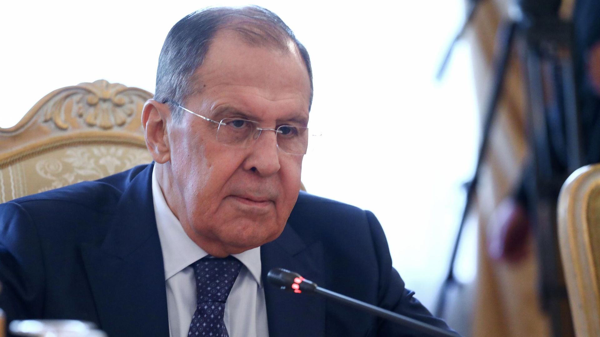 Министр иностранных дел РФ Сергей Лавров во время переговоров с главой МИД Боливии Рохелио Майтой Министр иностранных дел РФ Сергей Лавров во время переговоров с главой МИД Боливии Рохелио Майтой - РИА Новости, 1920, 22.10.2021