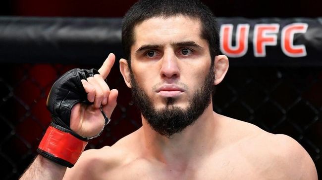 Российский боец UFC Ислам Махачев