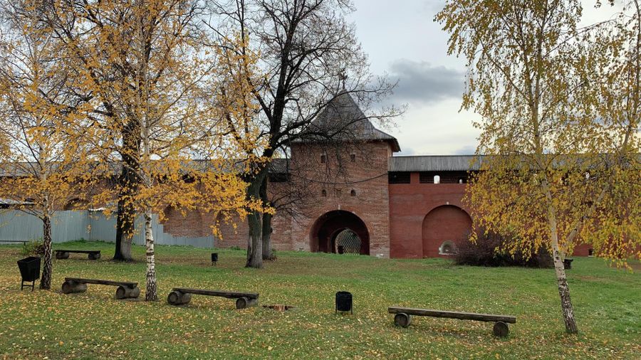Богоявленские ворота