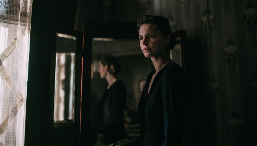 Елизавета Боярская в роли флейтистки Преображенской в сериале Седьмая симфония