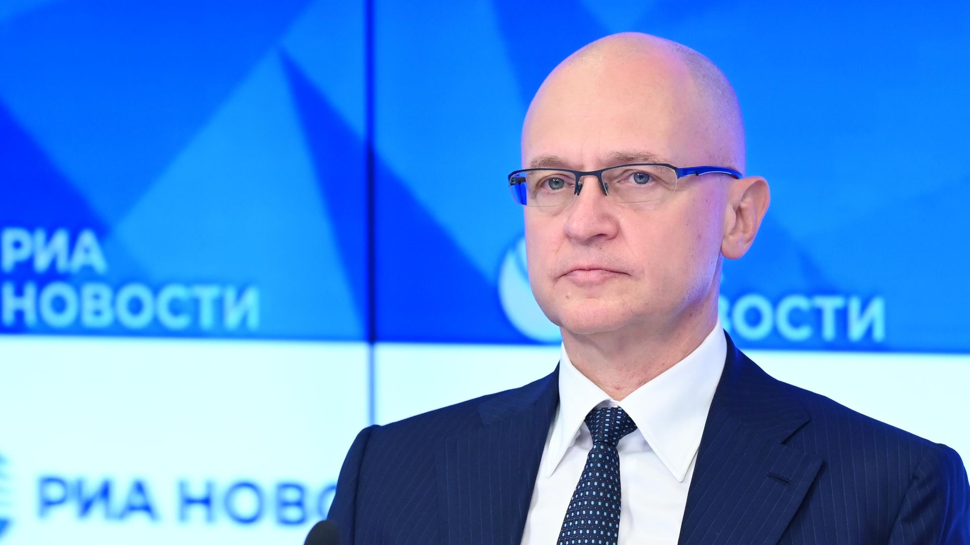 Первый заместитель руководителя администрации президента РФ Сергей Кириенко Первый заместитель руководителя администрации президента РФ Сергей Кириенко - РИА Новости, 1920, 25.10.2022