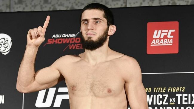 Российский боец UFC Ислам Махачев