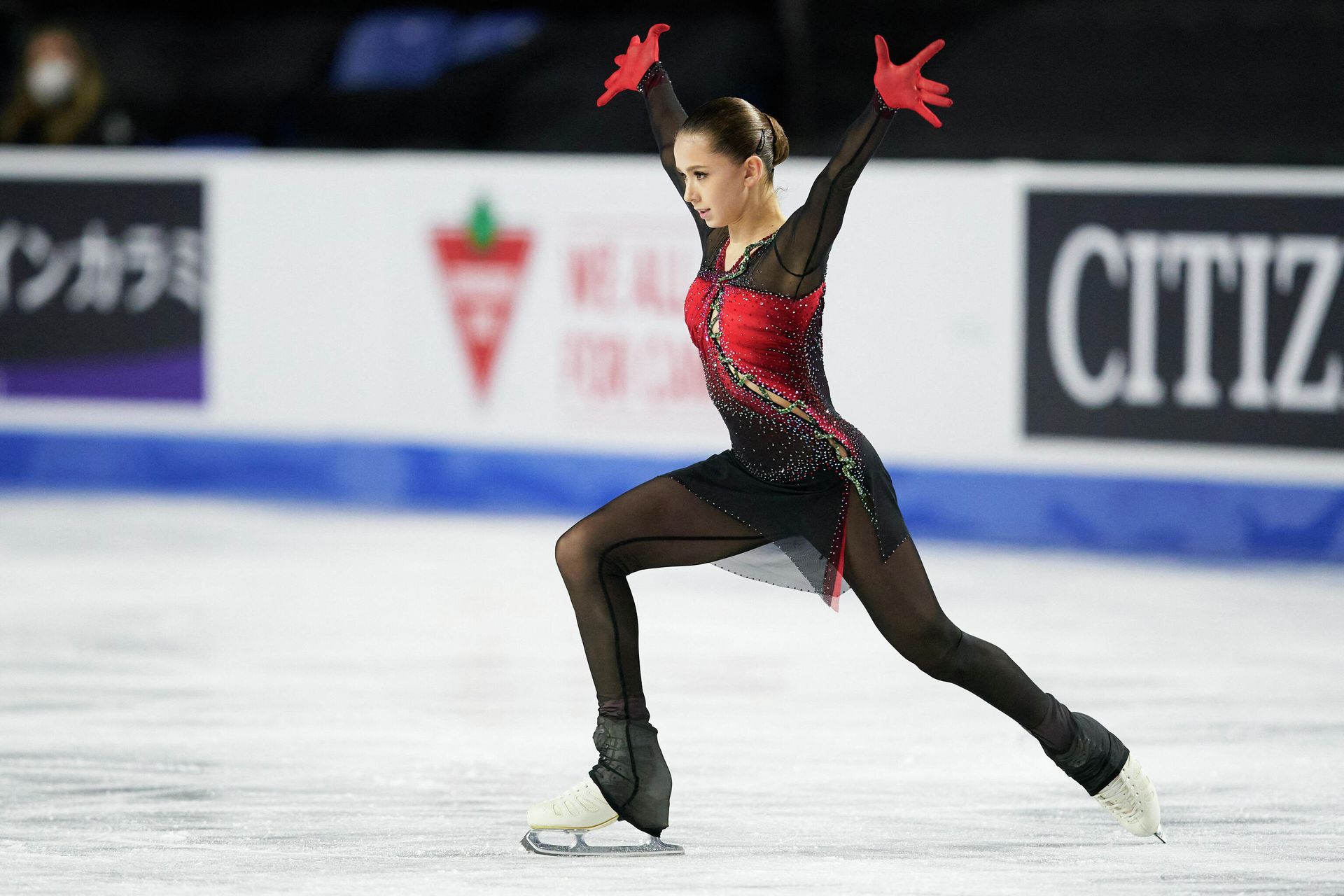 Камила Валиева выступает на Skate Canada International в Ванкувере - РИА Новости, 1920, 31.10.2021