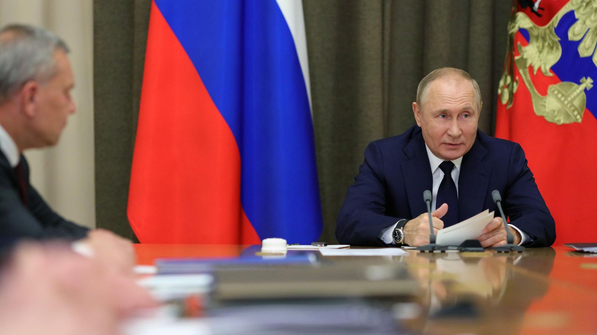 Президент РФ Владимир Путин проводит совещание с руководством министерства обороны РФ и предприятий ОПК Президент РФ Владимир Путин проводит совещание с руководством министерства обороны РФ и предприятий ОПК - РИА Новости, 1920, 01.11.2021
