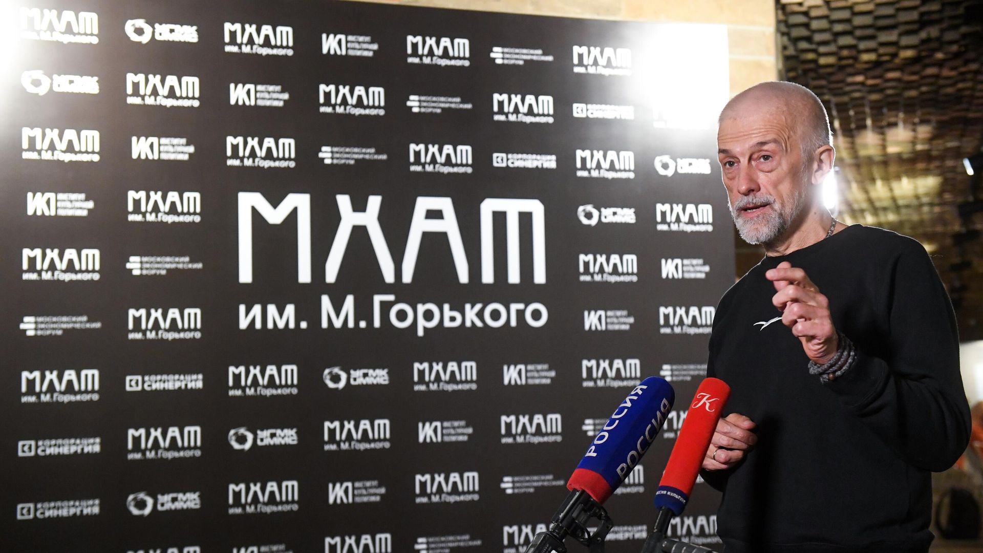 Художественный руководитель МХАТ им. М. Горького Эдуард Бояков Художественный руководитель МХАТ им. М. Горького Эдуард Бояков - РИА Новости, 1920, 01.11.2021
