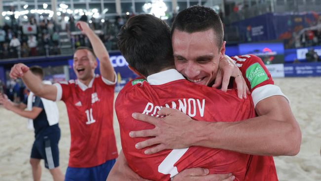 Игроки сборной России по пляжному футболу