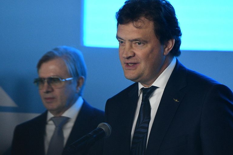 Генеральный директор ПАО Аэрофлот Михаил Полубояринов на презентации о результатах работы авиакомпании Победа, в аэропорту Внуково в Москве. Авиакомпания Победа перевезла 50-миллионного пассажира с начала полетов Генеральный директор ПАО Аэрофлот Михаил Полубояринов на презентации о результатах работы авиакомпании Победа, в аэропорту Внуково в Москве. Авиакомпания Победа перевезла 50-миллионного пассажира с начала полетов