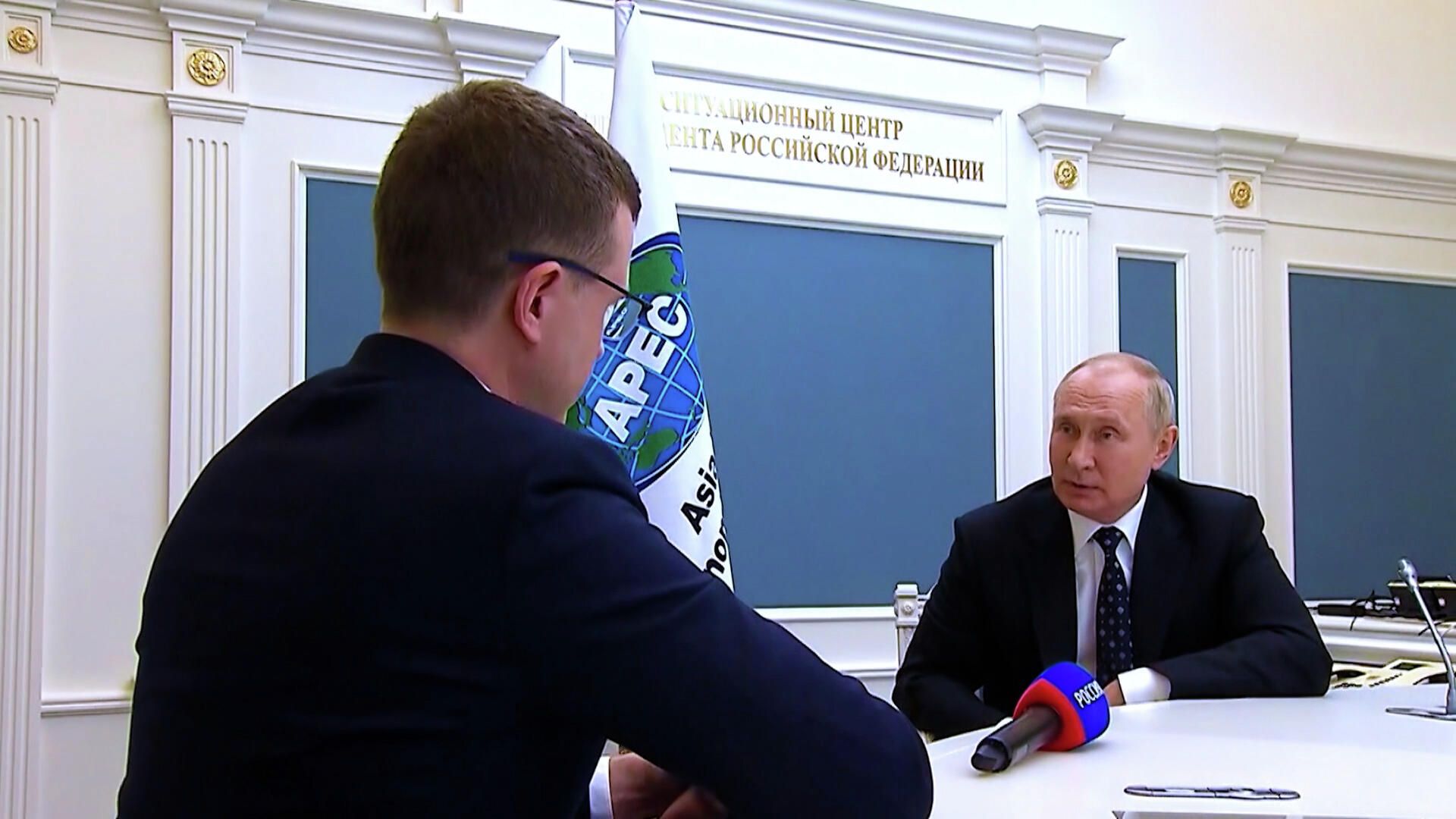 Вентиль закрутили – Путин вспомнил, как Украина перекрыла транзит газа в ЕС в 2008 году Вентиль закрутили – Путин вспомнил, как Украина перекрыла транзит газа в ЕС в 2008 году - РИА Новости, 1920, 13.11.2021