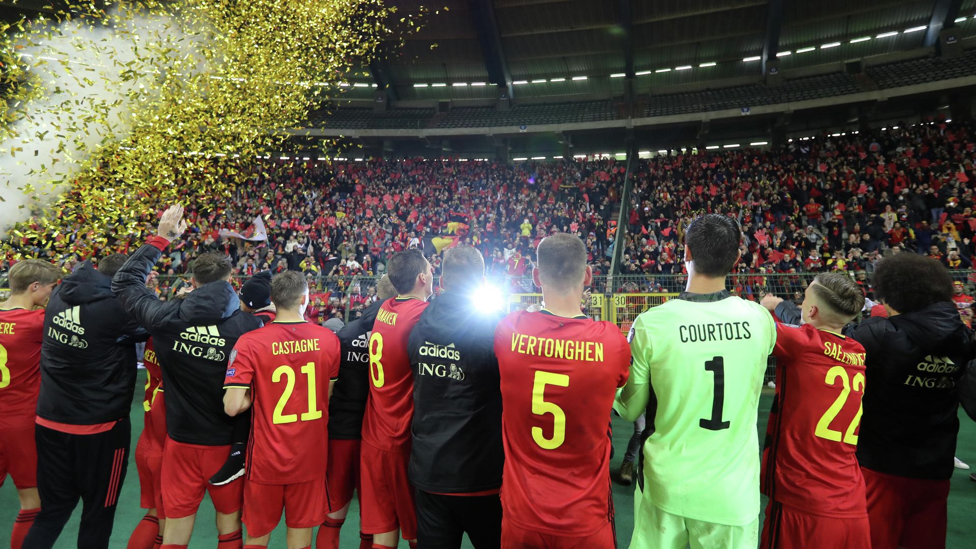 Soccer Football - World Cup - UEFA Qualifiers - Group E - Belgium v Estonia - King Baudouin Stadium, Brussels, Belgium - November 13, 2021 Belgium players celebrate after qualifying for the World Cup REUTERS/Pascal Rossignol Soccer Football - World Cup - UEFA Qualifiers - Group E - Belgium v Estonia - King Baudouin Stadium, Brussels, Belgium - November 13, 2021 Belgium players celebrate after qualifying for the World Cup REUTERS/Pascal Rossignol - РИА Новости, 1920, 14.11.2021