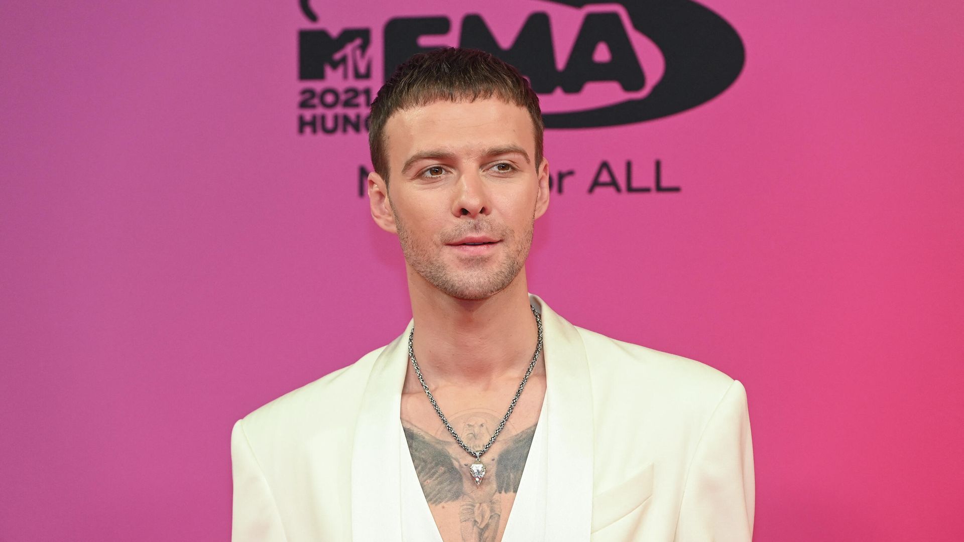 Украинский певец Макс Барских на церемонии награждения премии MTV Europe Music Awards 2021 Украинский певец Макс Барских на церемонии награждения премии MTV Europe Music Awards 2021 - РИА Новости, 1920, 15.11.2021