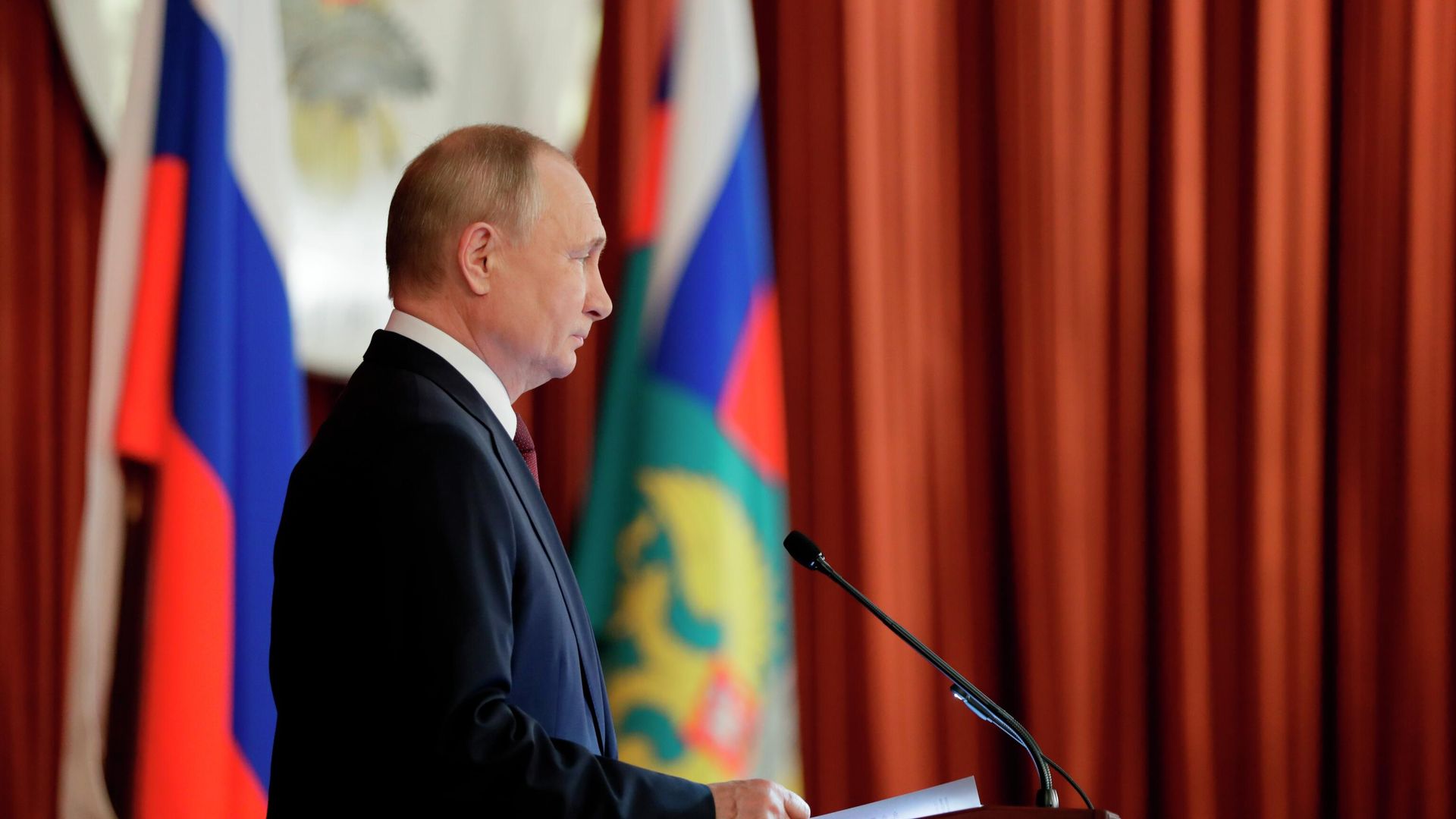 Президент РФ Владимир Путин выступает на расширенном заседании коллегии Министерства иностранных дел РФ Президент РФ Владимир Путин выступает на расширенном заседании коллегии Министерства иностранных дел РФ - РИА Новости, 1920, 22.11.2021