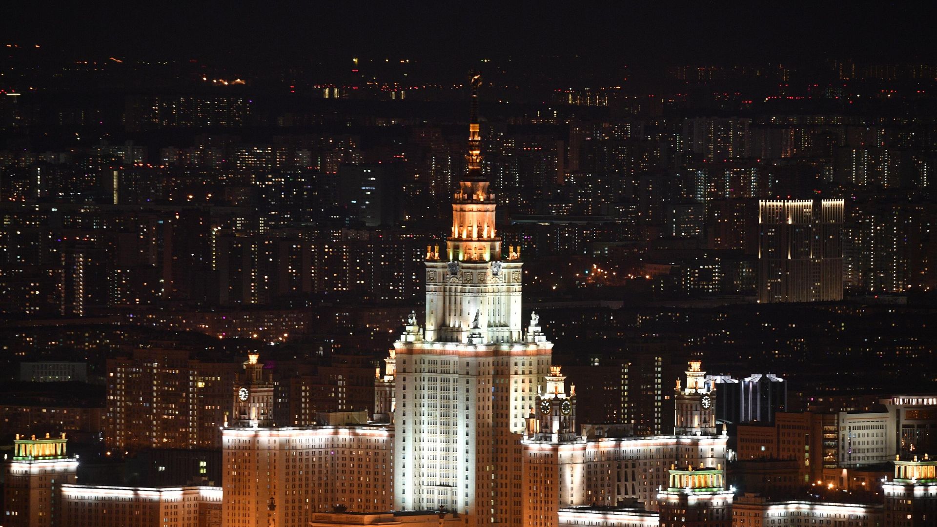Вид на здание Московского государственного университета имени М. В. Ломоносова (МГУ) Вид на здание Московского государственного университета имени М. В. Ломоносова (МГУ) - РИА Новости, 1920, 11.01.2022