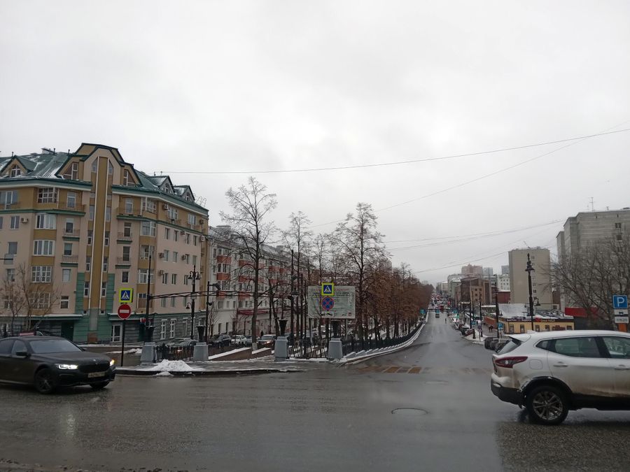 Вид на Комсомольский проспект