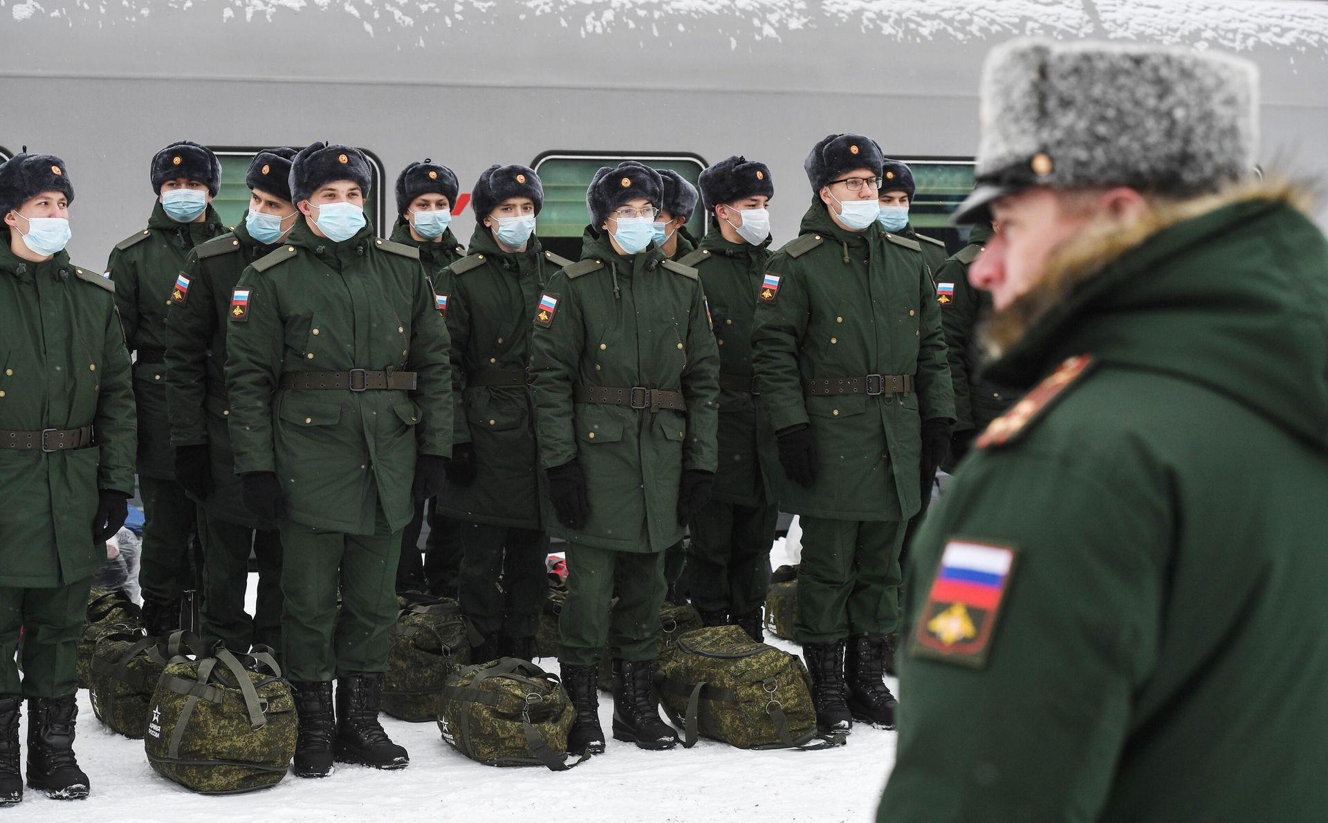 Отправка призывников на службу в Новосибирске Отправка призывников на службу в Новосибирске - РИА Новости, 1920, 16.01.2023