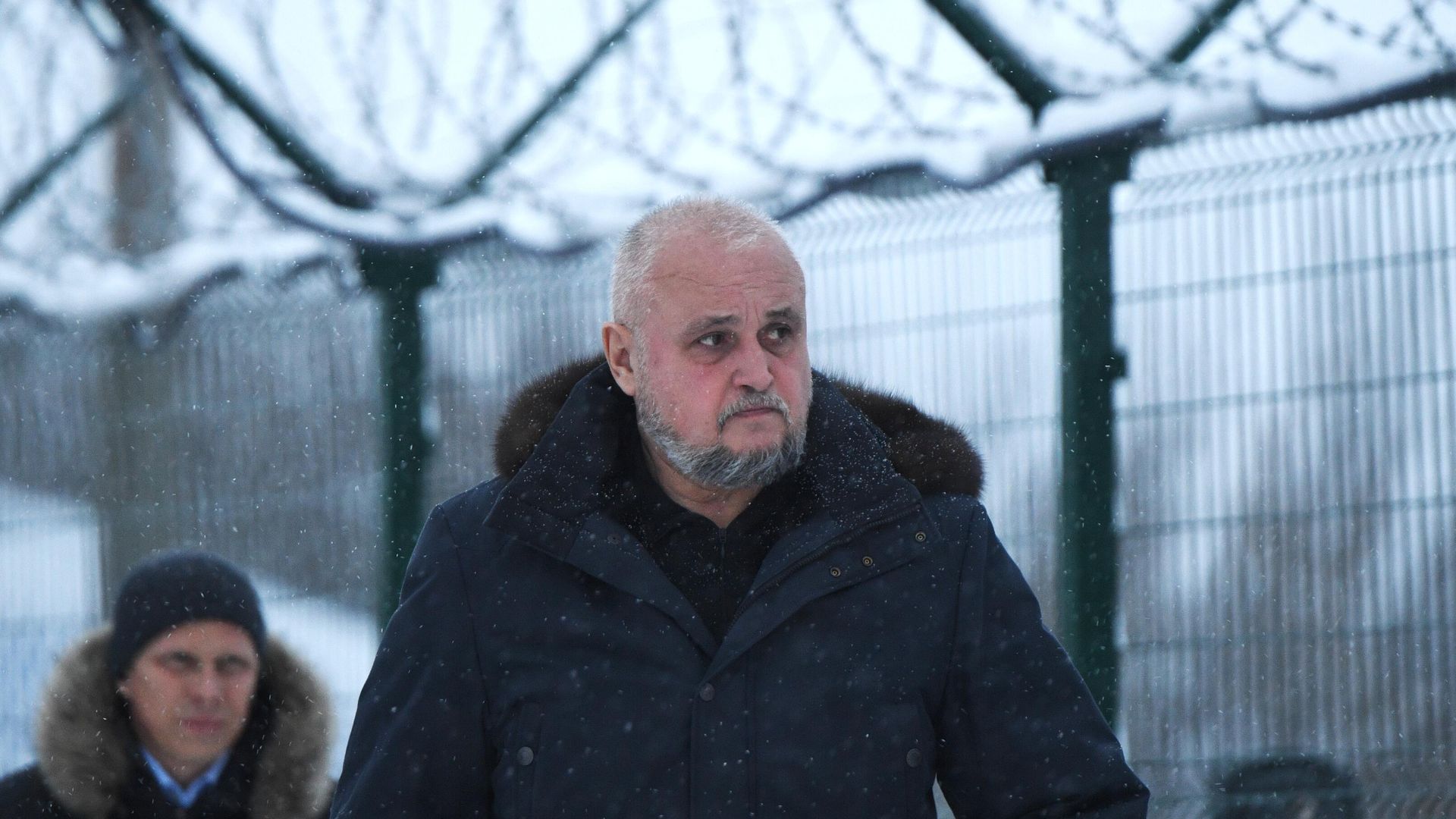 Губернатор Кемеровской области Сергей Цивилев у шахты Листвяжная в городе Белово Губернатор Кемеровской области Сергей Цивилев у шахты Листвяжная в городе Белово - РИА Новости, 1920, 27.11.2021