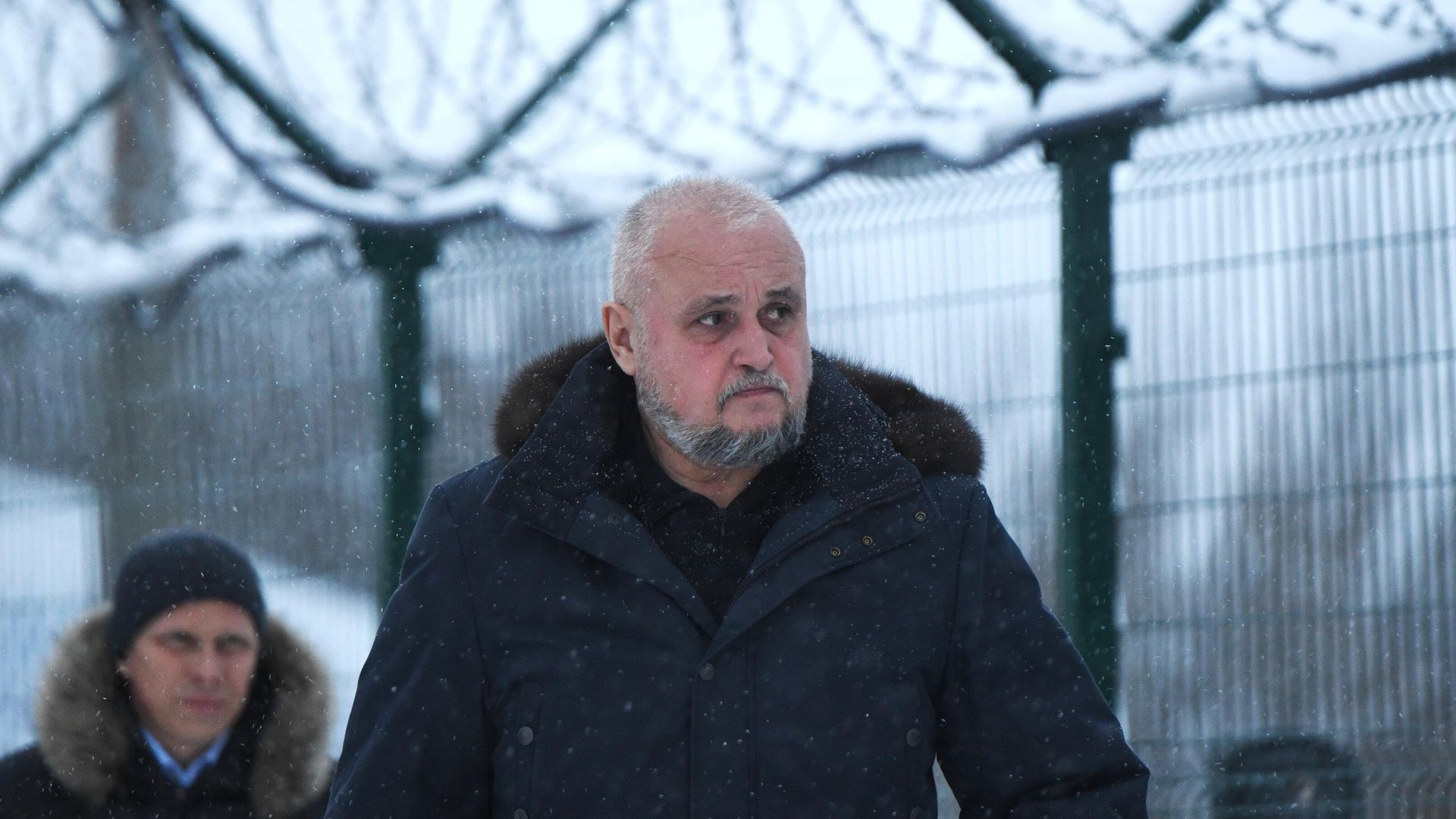 Губернатор Кемеровской области Сергей Цивилев у шахты Листвяжная в городе Белово Губернатор Кемеровской области Сергей Цивилев у шахты Листвяжная в городе Белово - РИА Новости, 1920, 21.12.2021