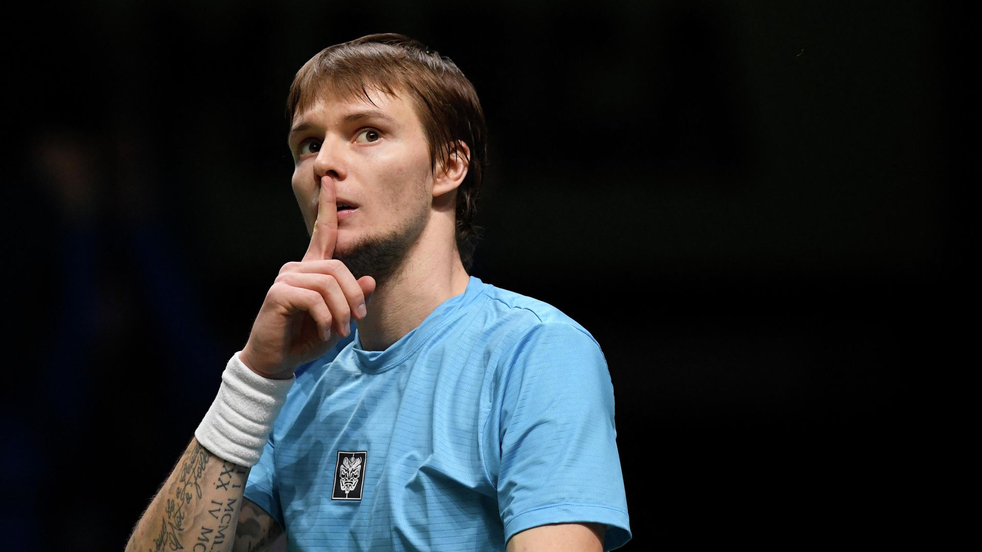 Kazakhstan's Alexander Bublik gestures to the public after beating Canada's Vasek Pospisil during the men's singles group stage tennis match between Canada and Kazakhstan of the Davis Cup tennis tournament at the Madrid arena in Madrid on November 28, 2021. (Photo by OSCAR DEL POZO / AFP) Kazakhstan's Alexander Bublik gestures to the public after beating Canada's Vasek Pospisil during the men's singles group stage tennis match between Canada and Kazakhstan of the Davis Cup tennis tournament at the Madrid arena in Madrid on November 28, 2021. (Photo by OSCAR DEL POZO / AFP) - РИА Новости, 1920, 28.11.2021
