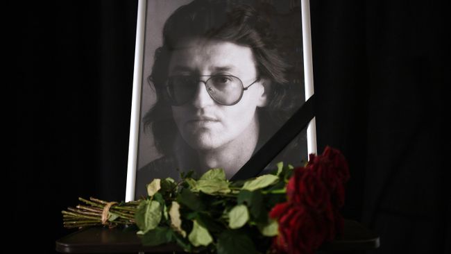 Портрет народного артиста России, певца Александра Градского во время церемонии прощания в Москве