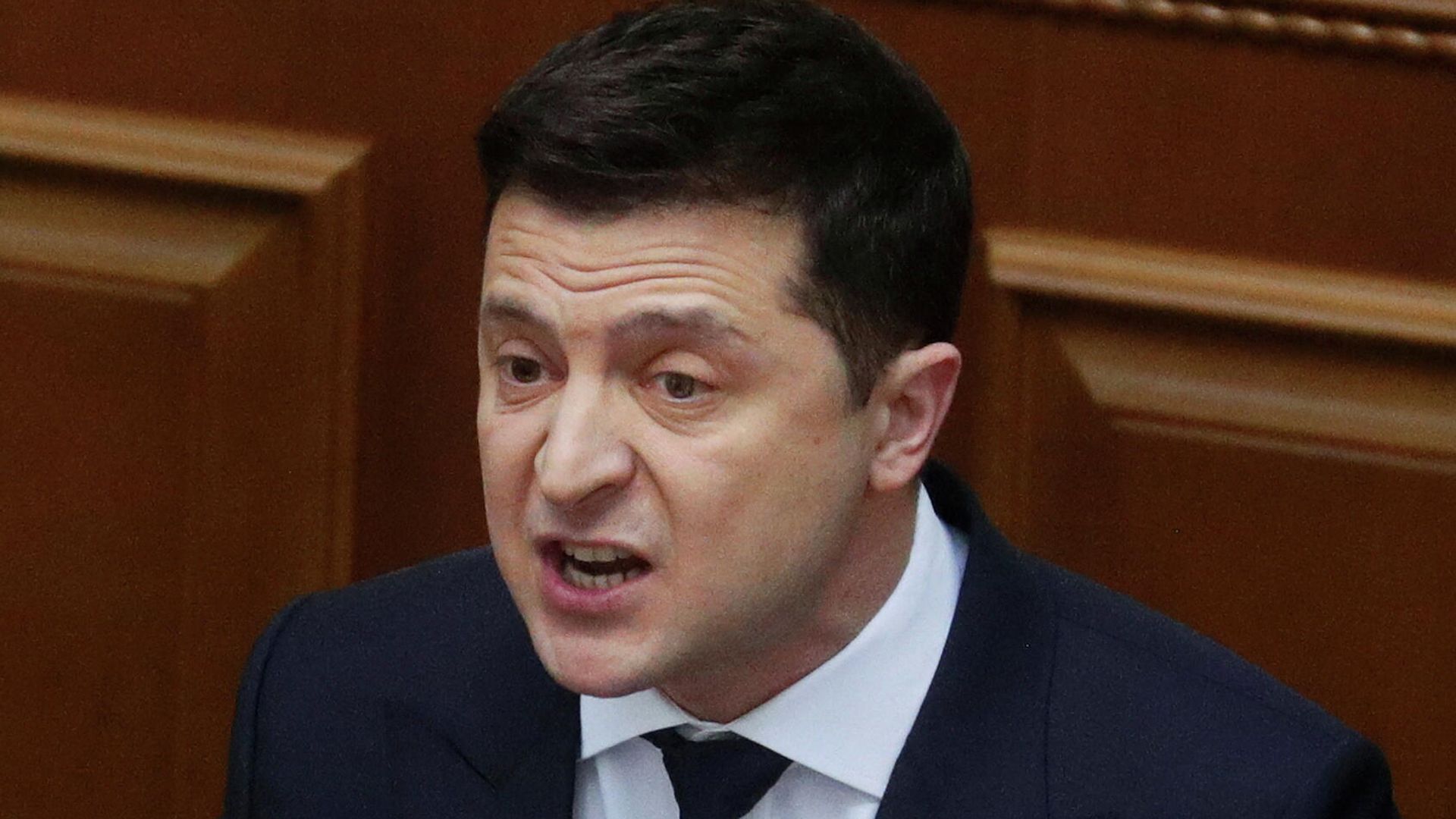 Президент Украины Владимир Зеленский во время выступления в Верховной раде Президент Украины Владимир Зеленский во время выступления в Верховной раде - РИА Новости, 1920, 20.12.2021