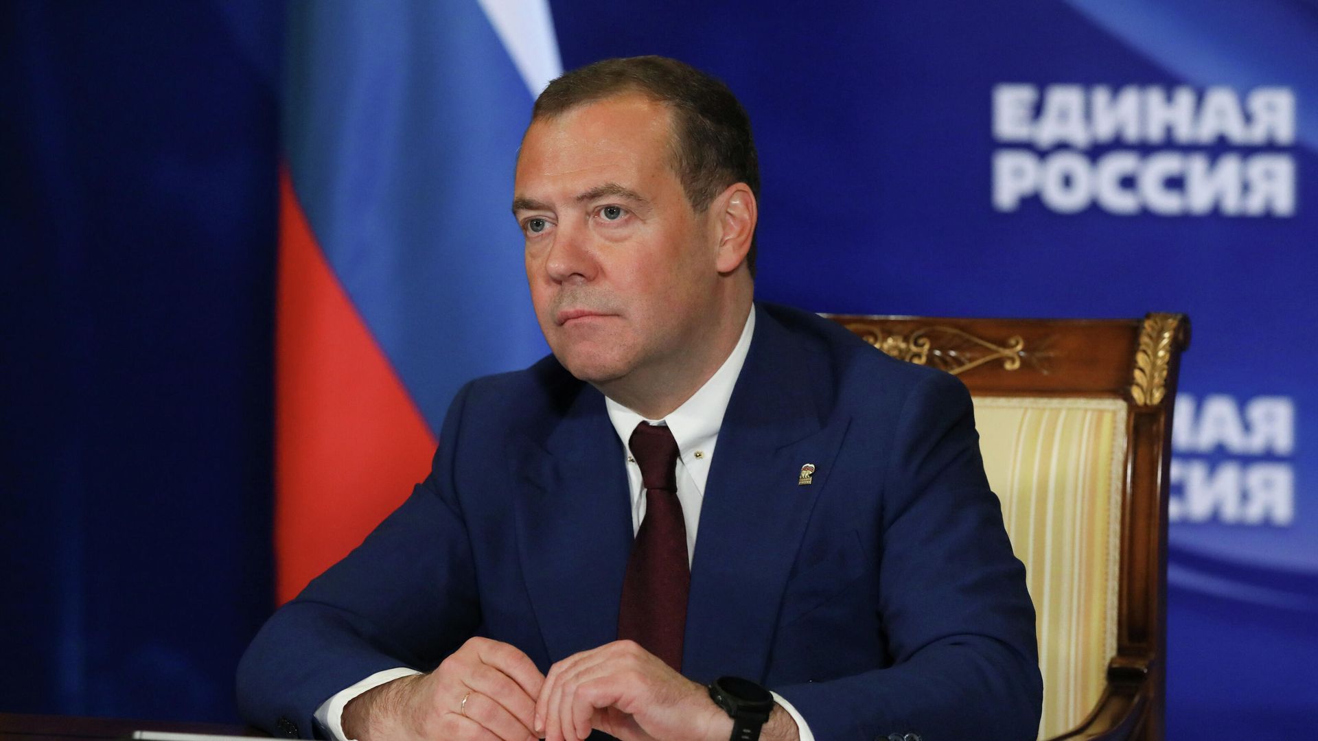 Председатель партии Единая Россия, заместитель председателя Совета безопасности РФ Дмитрий Медведев Председатель партии Единая Россия, заместитель председателя Совета безопасности РФ Дмитрий Медведев - РИА Новости, 1920, 18.01.2022
