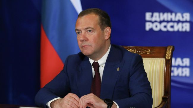 Дмитрий Медведев Дмитрий Медведев