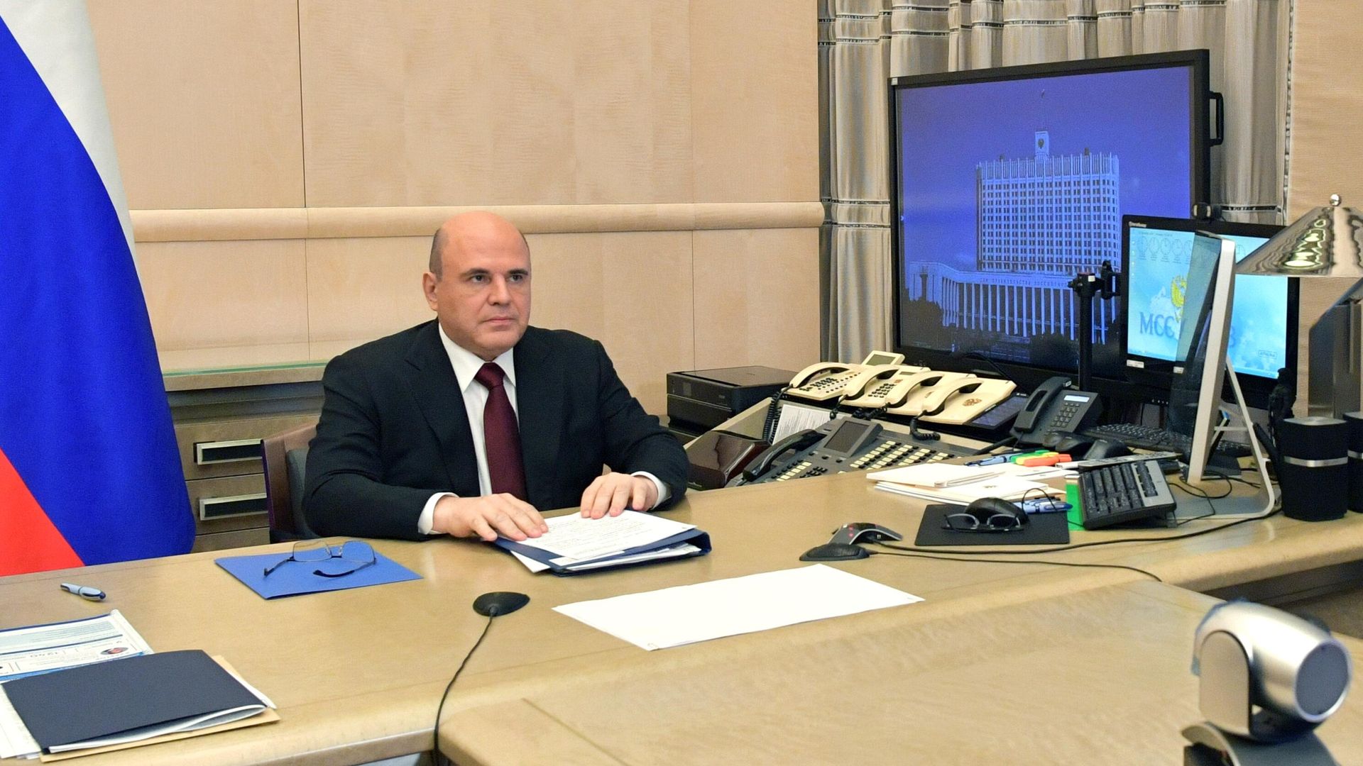 Председатель правительства РФ Михаил Мишустин проводит в режиме видеоконференции совещание с членами кабинета министров РФ - РИА Новости, 1920, 05.12.2021
