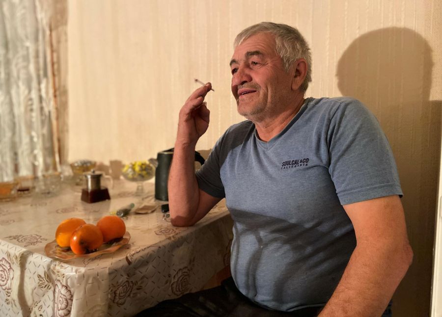 Магомед Махулаев, сотрудник пожарно-спасательной части МЧС Магомед Махулаев, сотрудник пожарно-спасательной части МЧС