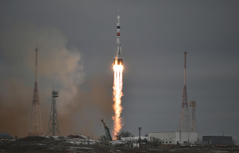 Запуск ракеты-носителя Союз-2.1а с транспортным пилотируемым кораблем Союз МС-20 со стартовой площадки космодрома Байконур Запуск ракеты-носителя Союз-2.1а с транспортным пилотируемым кораблем Союз МС-20 со стартовой площадки космодрома Байконур