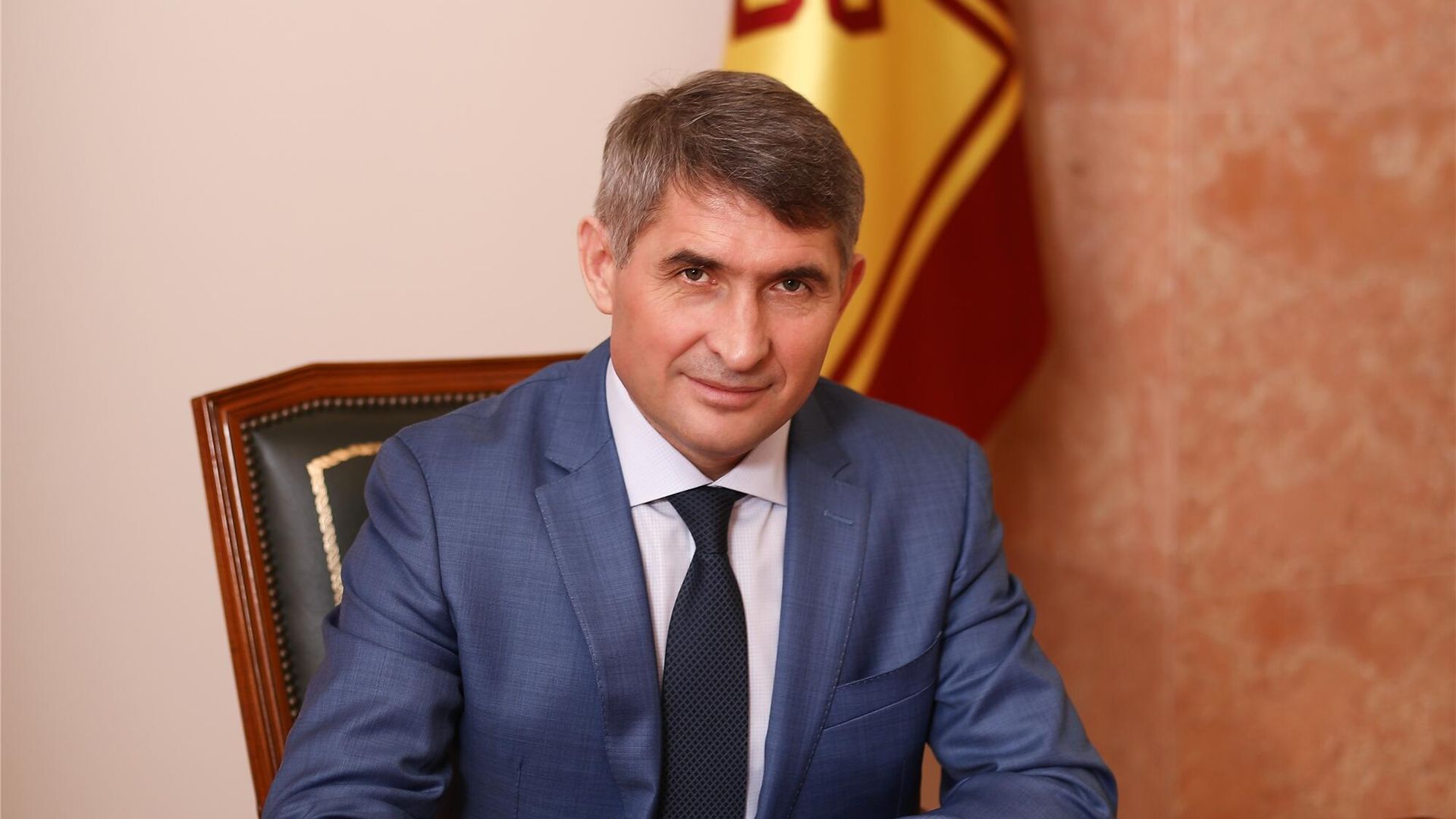 Глава Чувашской Республики Олег Николаев Глава Чувашской Республики Олег Николаев - РИА Новости, 1920, 18.12.2024