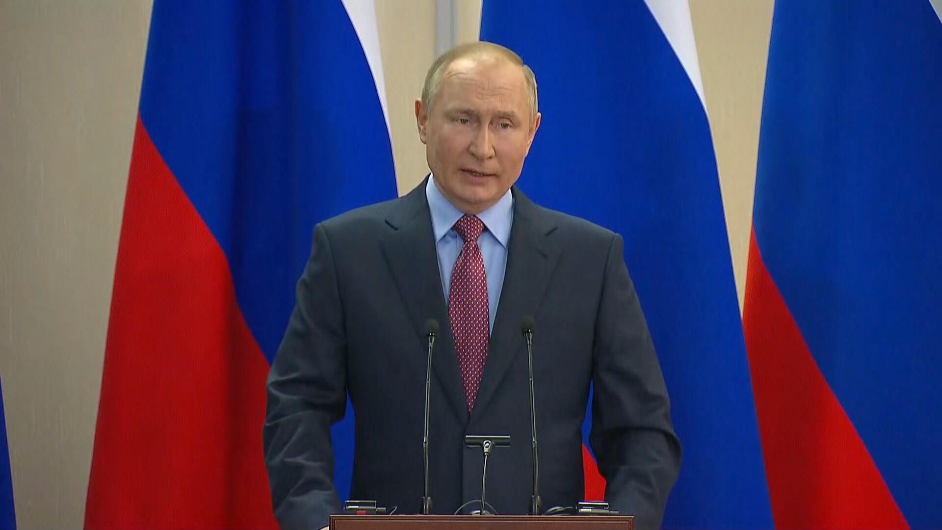 Путин назвал переговоры с Байденом открытыми и конструктивными Путин назвал переговоры с Байденом открытыми и конструктивными - РИА Новости, 1920, 08.12.2021
