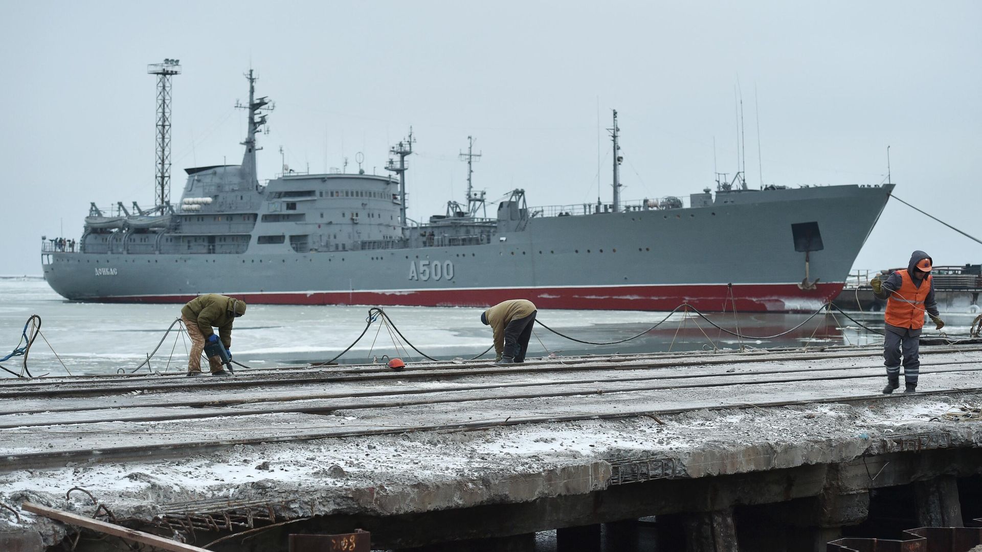 Корабль управления Донбасс ВМС Украины Корабль управления Донбасс ВМС Украины - РИА Новости, 1920, 09.12.2021