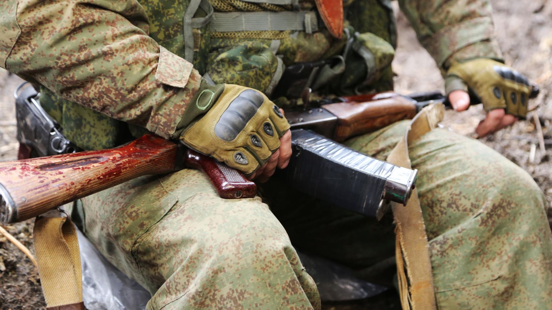 Боец Народной милиции ЛНР на крайнем блокпосте рядом с поселком Фрунзе в Луганской области Боец Народной милиции ЛНР на крайнем блокпосте рядом с поселком Фрунзе в Луганской области - РИА Новости, 1920, 08.01.2022