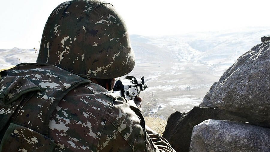 Военнослужащий Армении на границе с Азербайджаном Военнослужащий Армении на границе с Азербайджаном - РИА Новости, 1920, 12.01.2022