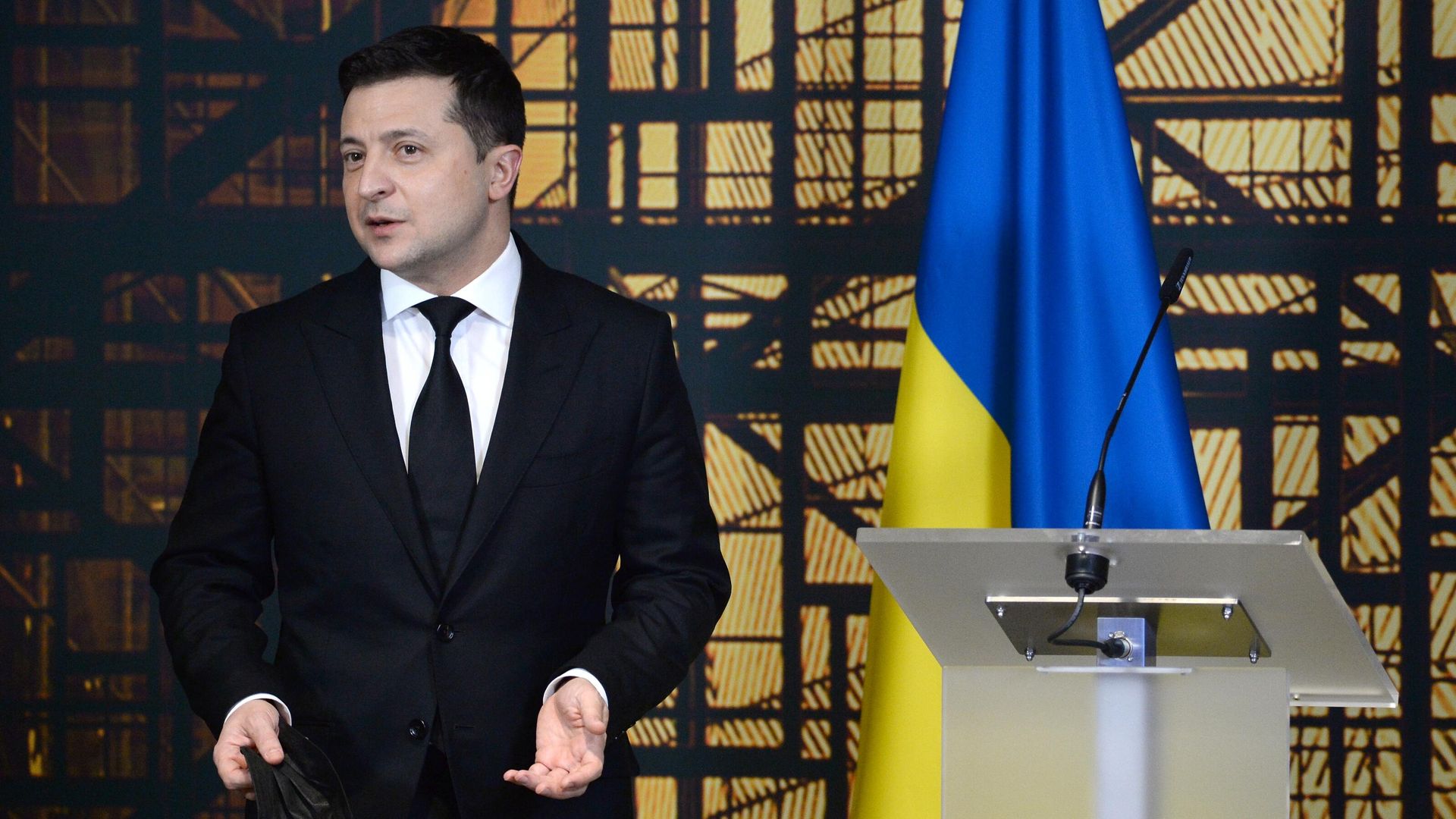 Президент Украины Владимир Зеленский Президент Украины Владимир Зеленский - РИА Новости, 1920, 08.02.2022