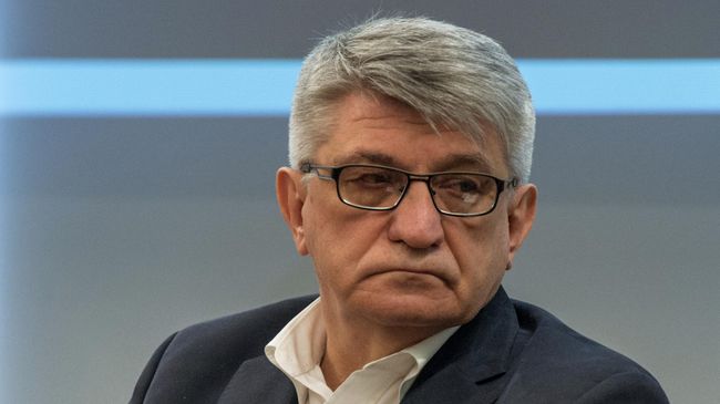Режиссер Александр Сокуров 