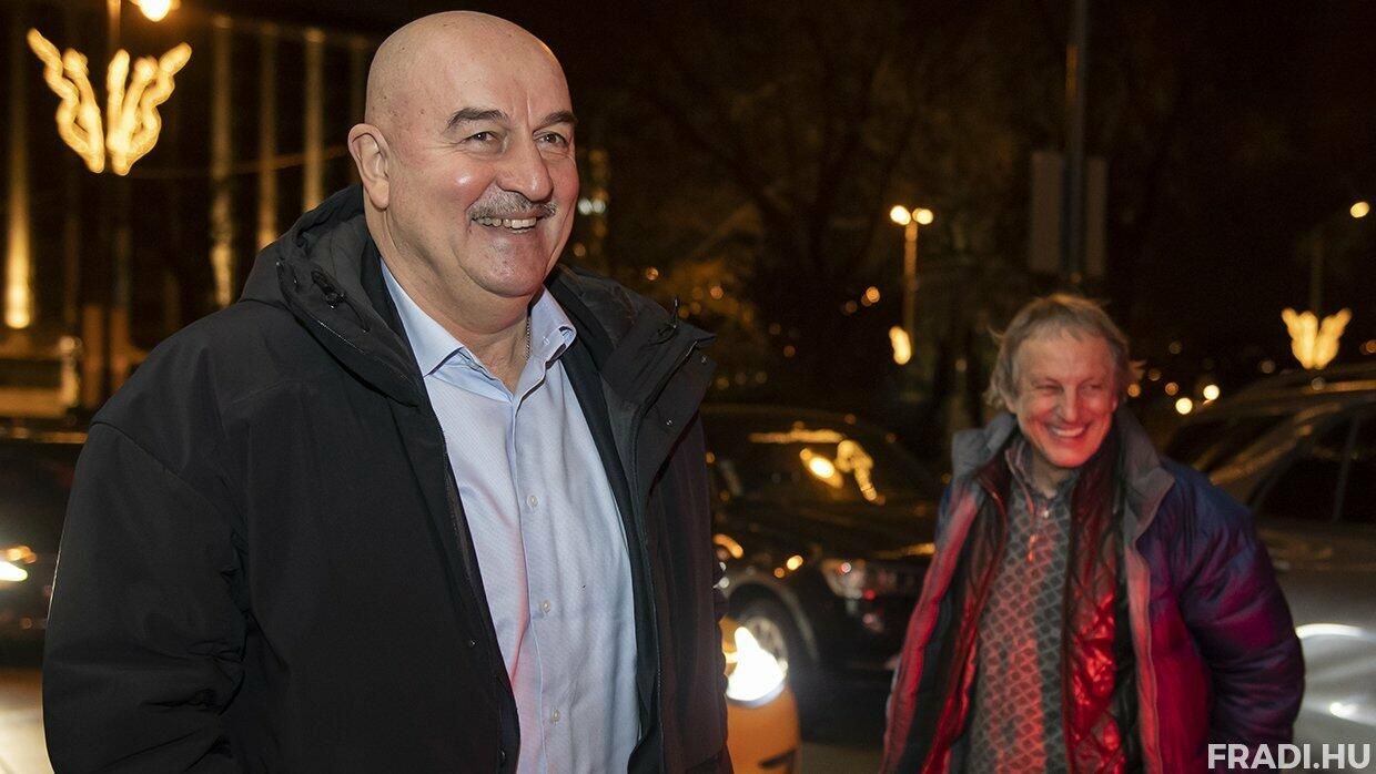 Главный тренер Ференцвароша Станислав Черчесов Главный тренер Ференцвароша Станислав Черчесов - РИА Новости, 1920, 28.07.2022