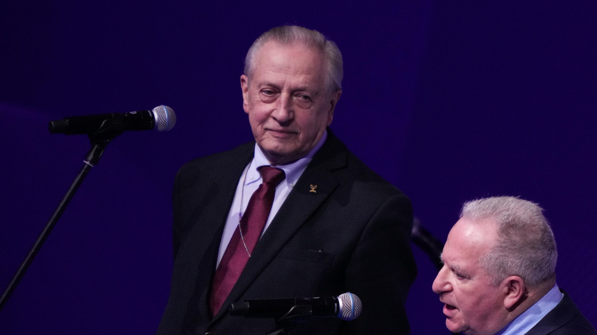 Президент Федерации фигурного катания на коньках России Александр Горшков (слева) и вице-президент Международного союза конькобежцев (ISU) Александр Лакерник Президент Федерации фигурного катания на коньках России Александр Горшков (слева) и вице-президент Международного союза конькобежцев (ISU) Александр Лакерник - РИА Новости, 1920, 10.06.2022