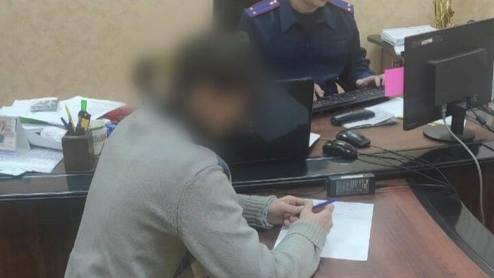 Женщина, оставившая своих детей в овраге в селе Прокудино, Саратовской области Женщина, оставившая своих детей в овраге в селе Прокудино, Саратовской области - РИА Новости, 1920, 23.12.2021