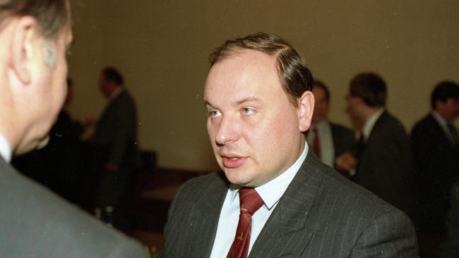 Егор Тимурович Гайдар, вице-премьер России, в перерыве заседания Правительства Российской Федерации