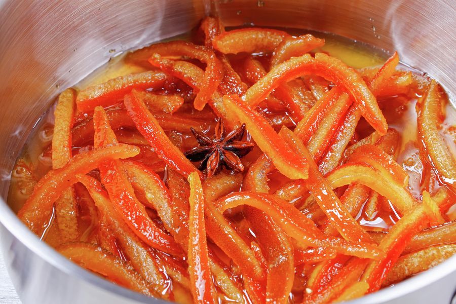 Цукаты из апельсиновой кожуры Цукаты из апельсиновой кожуры